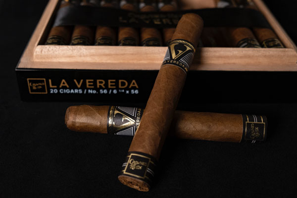 Crowned Heads | La Vereda