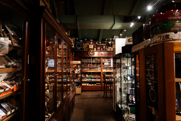 Telford's Pipe & Cigar | Photography: Shelby Fero