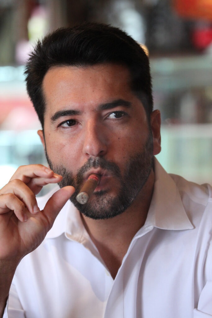 HVC Cigars | Reiner Lorenzo
