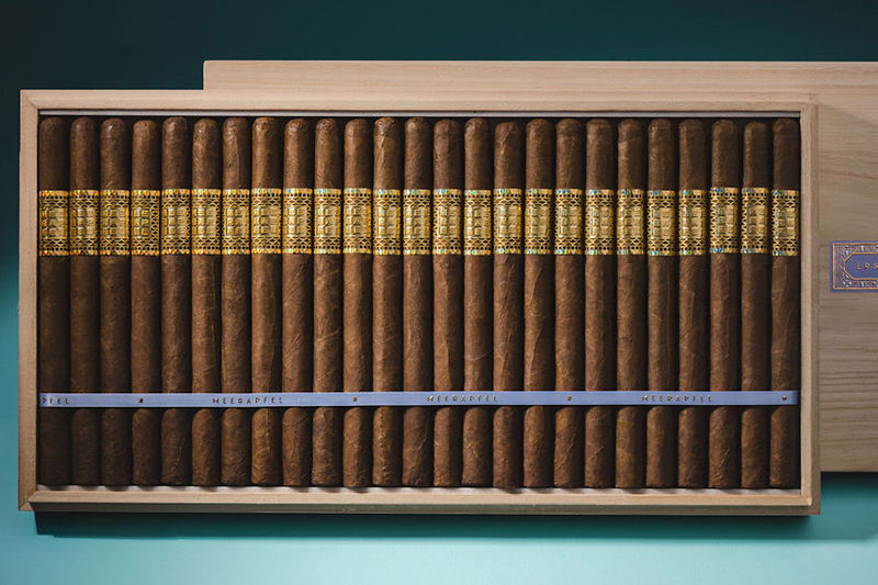 Meerapfel | Ernest Lancero