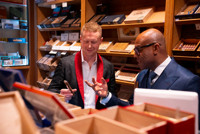 Capital Cigar Lounge | Photography by Kaleb Duncan Photography